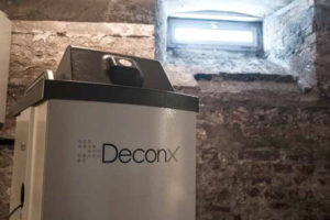 deconx-2-514×342